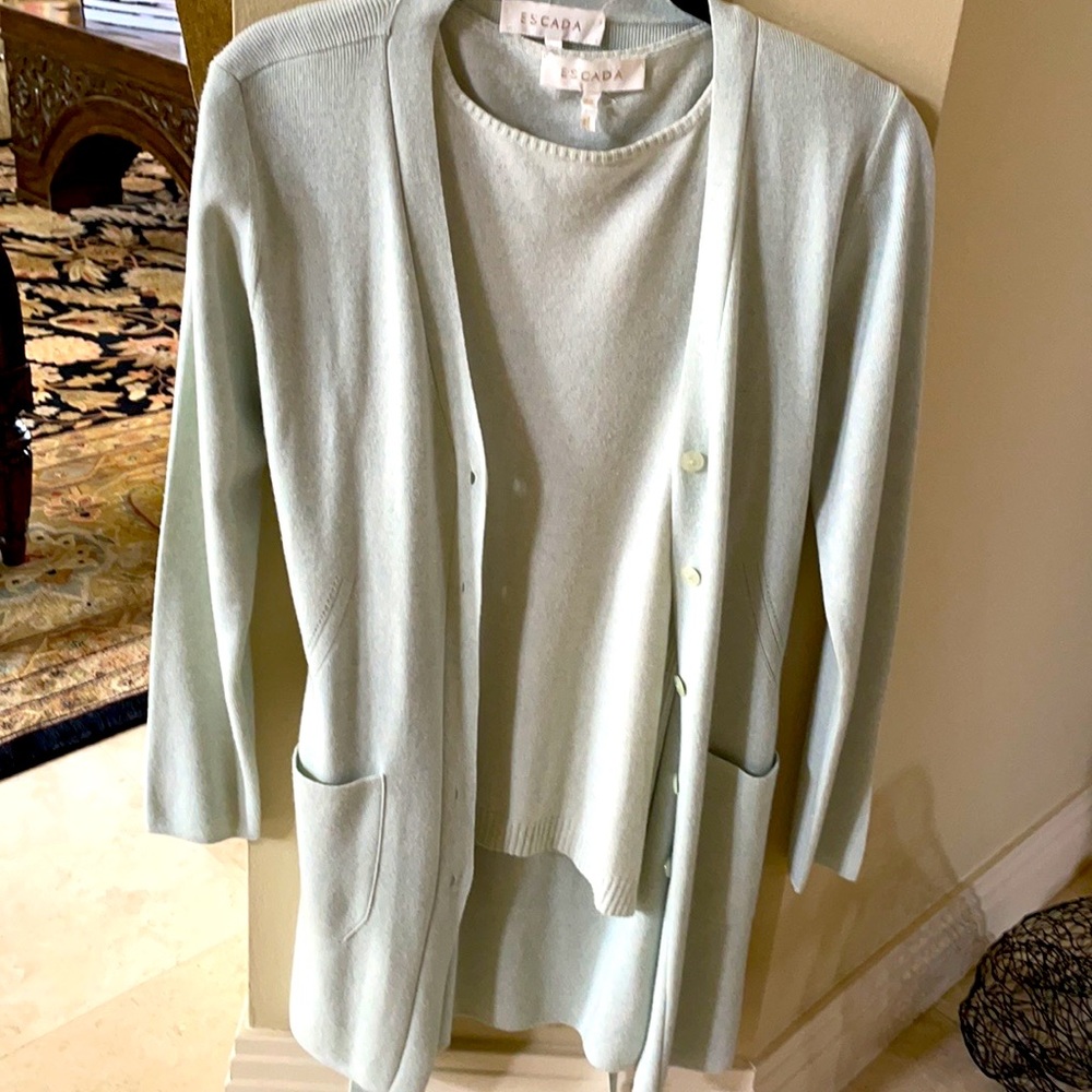 Women’s clothes